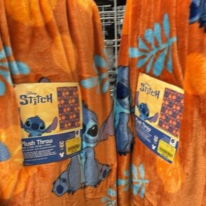 Disney‎ Stitch Orange and Blue Plush fall autumn  Blanket